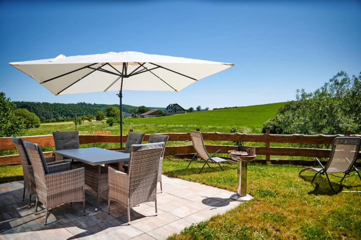 Ferienhaus Chilllout Chalets Daun-Kradenbach Экстерьер фото